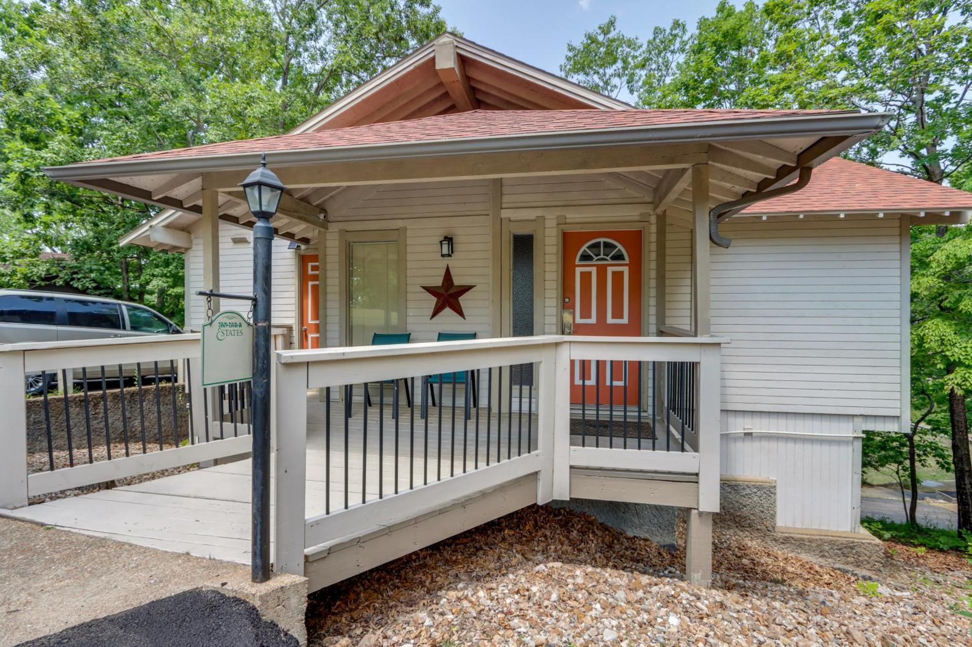 Hot Tub And Fire Pit Margaritaville Home! オーセージ・ビーチ エクステリア 写真